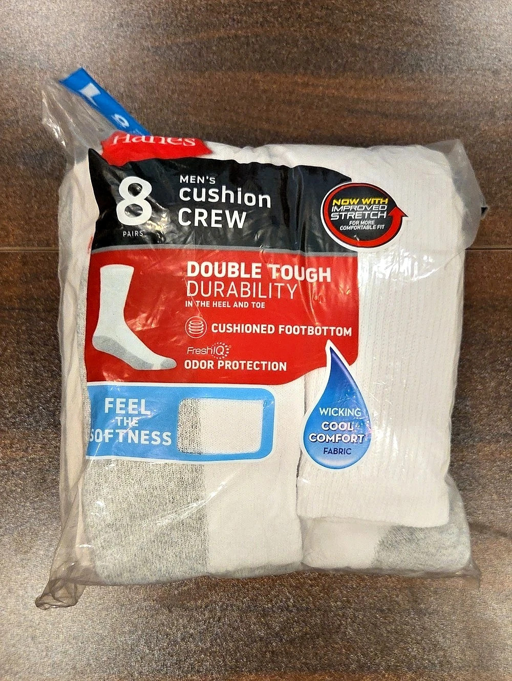 Hanes Men's Cushion Crew Socks 8-Pack Socks White 8 Pairs. Open Pack/New Product